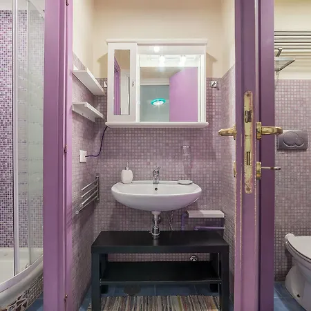 Guesthost - Monti Artistic Flat *