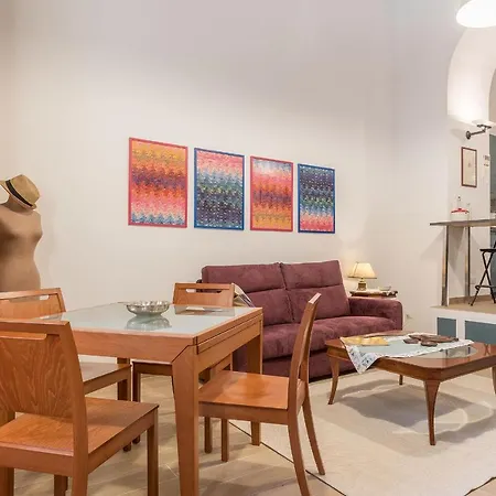 Guesthost - Monti Artistic Flat *