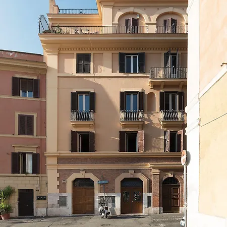 Guesthost - Monti Artistic Flat *