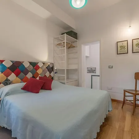 Guesthost - Monti Artistic Flat شقة *