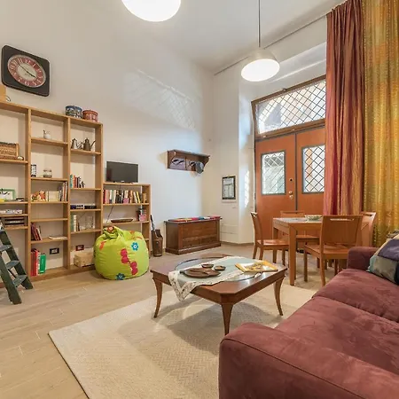 Monti Artistic Flat Rome