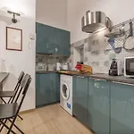 Guesthost - Monti Artistic Flat Appartement *