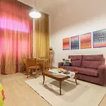 Guesthost - Monti Artistic Flat *