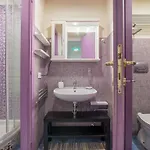 Guesthost - Monti Artistic Flat *