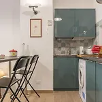 Guesthost - Monti Artistic Flat *