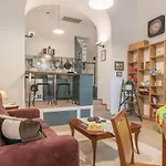 Guesthost - Monti Artistic Flat