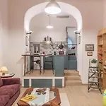 Guesthost - Monti Artistic Flat * Rome